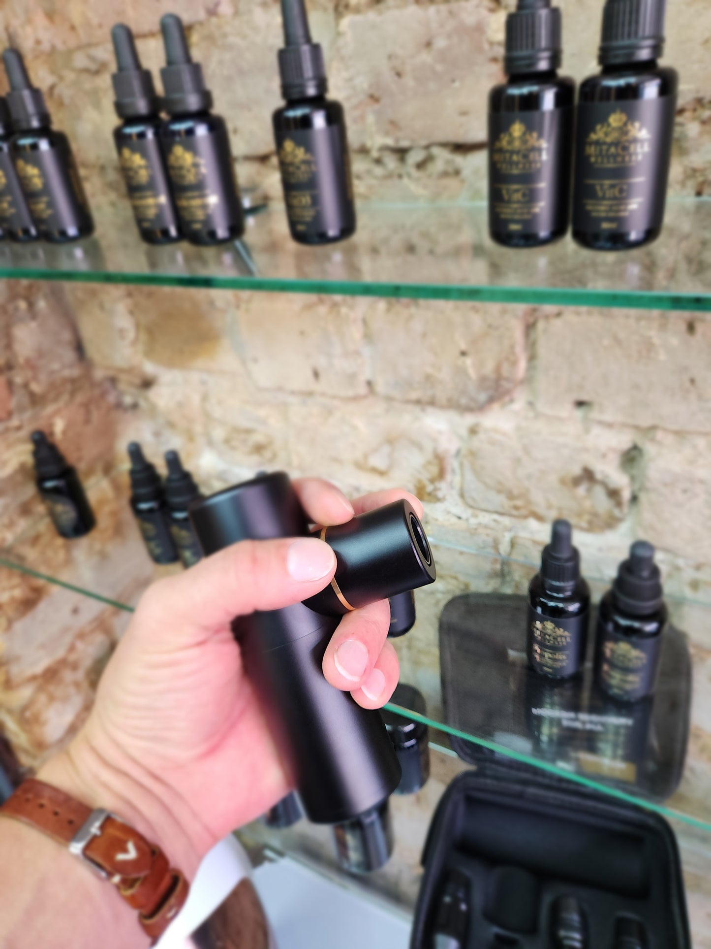 Mitagun™ – Portable Deep Tissue Percussion Massager